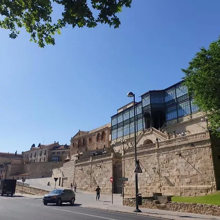 Avenida De Los Reyes De Espana Salamanca